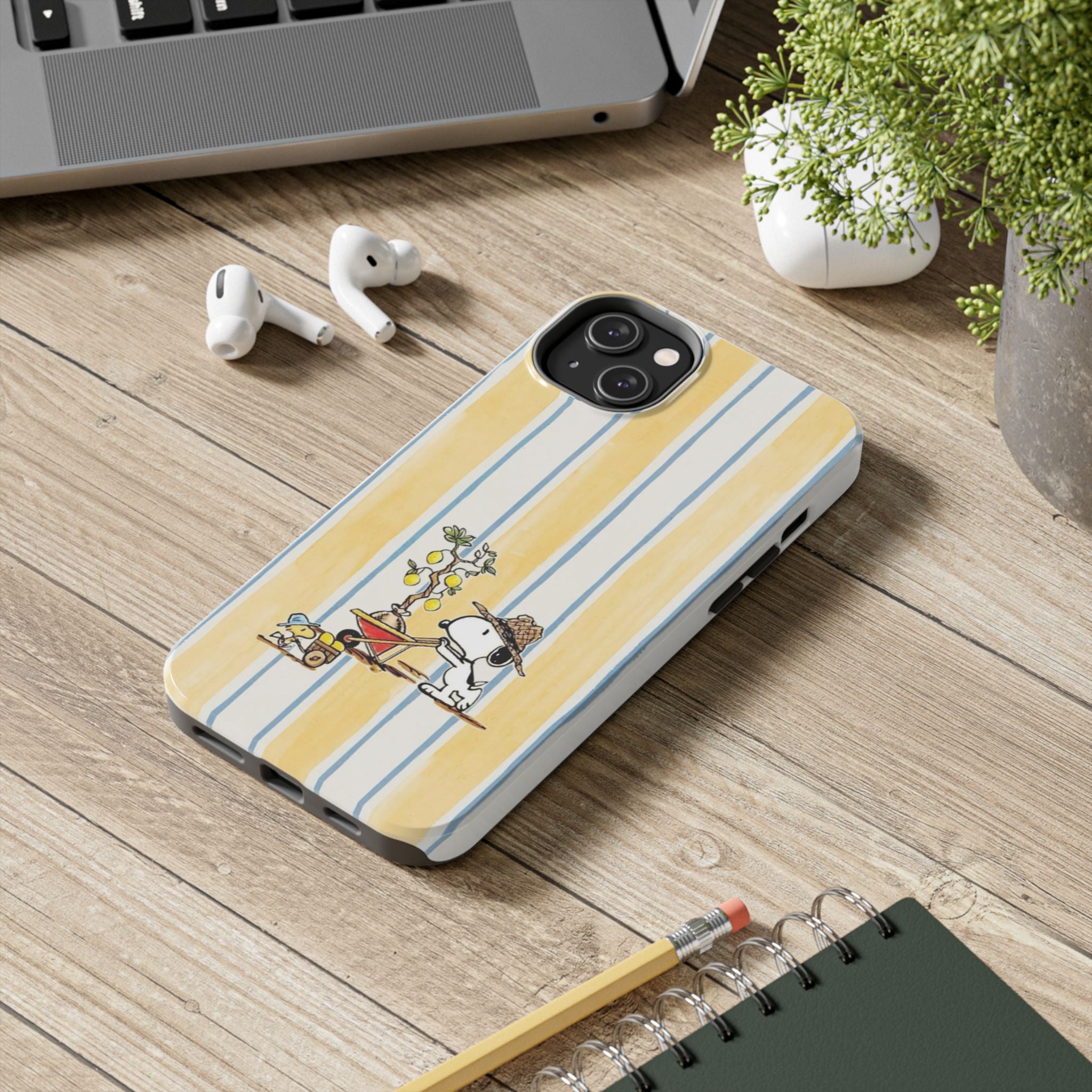 Gardening Snoopy Phone Case